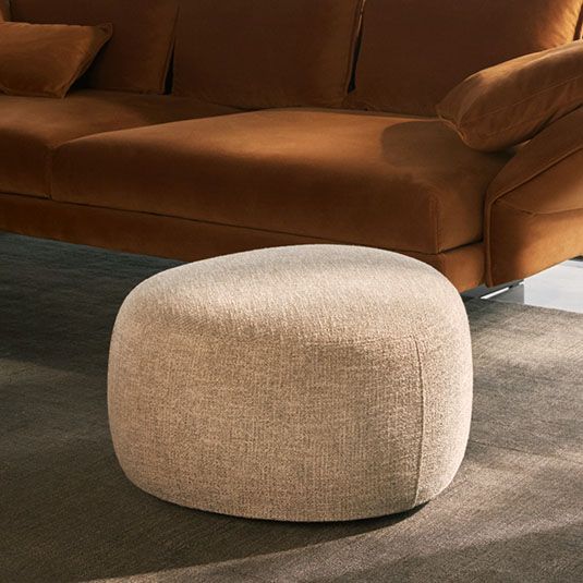 Crescent Petit Pouf