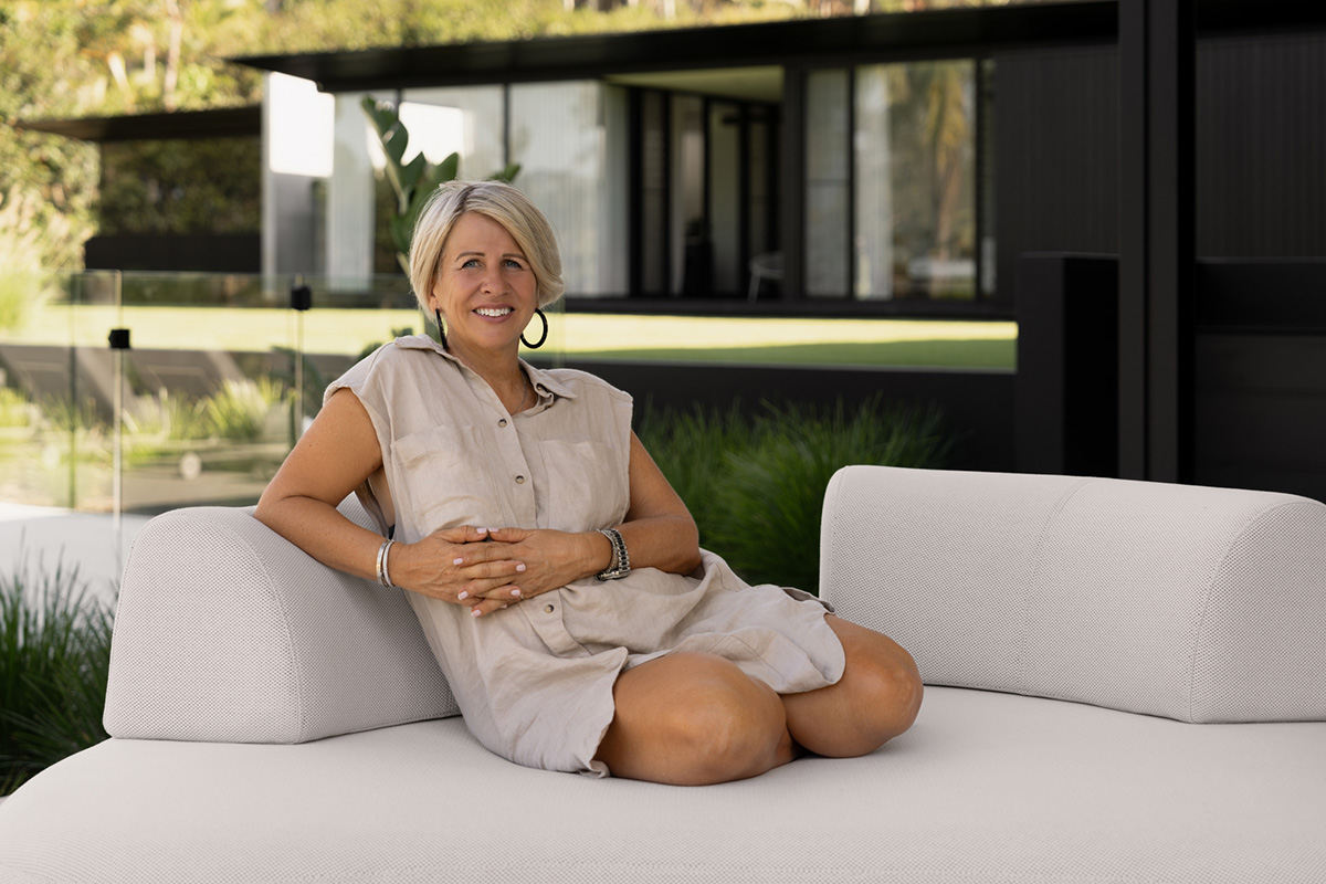 Explore architect Sarah Waller’s resort style pavilion home