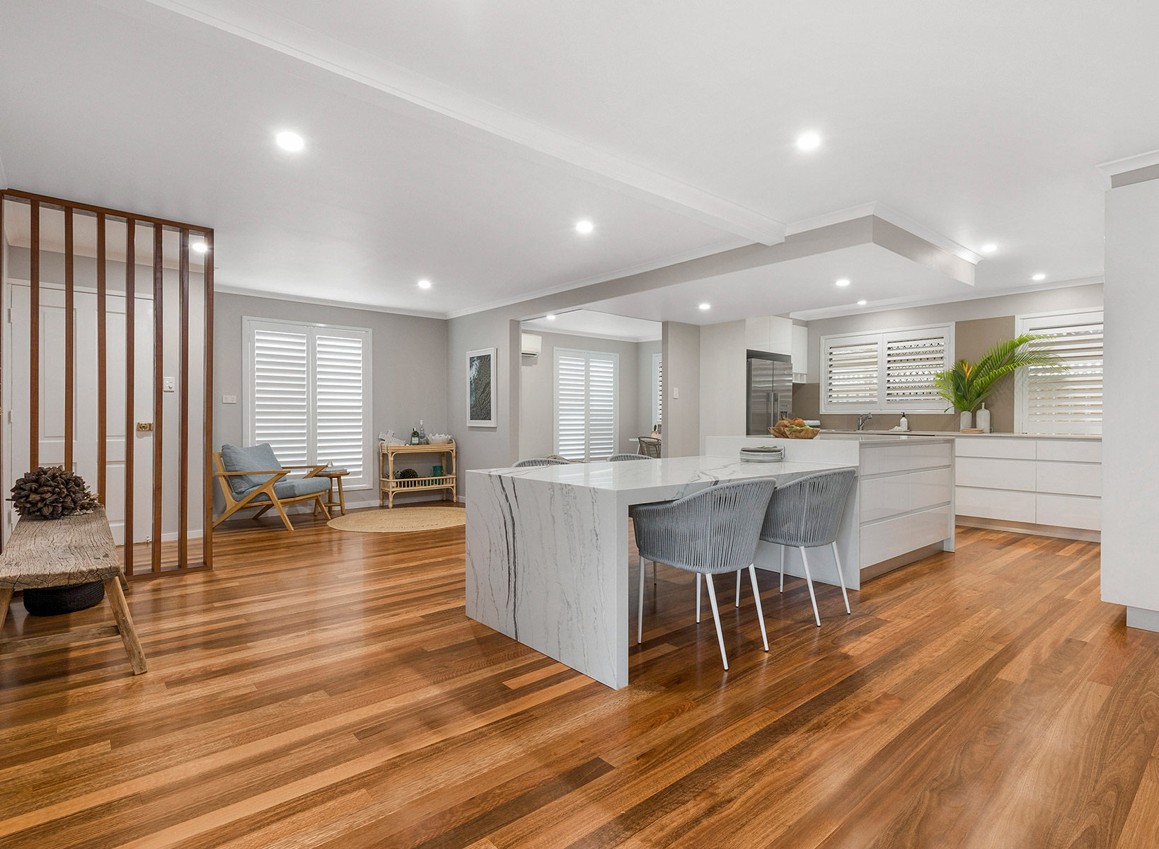 King Living - Opera On The Beach