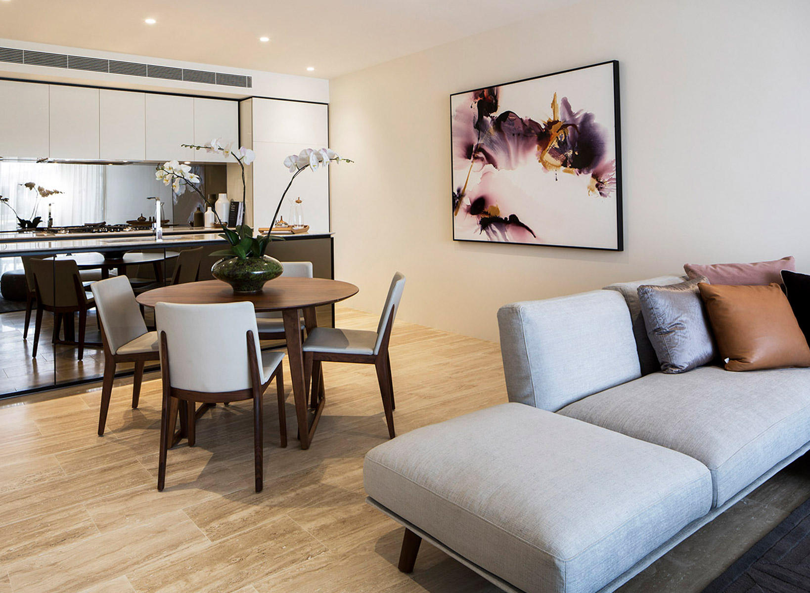 King Living - Opera On The Beach