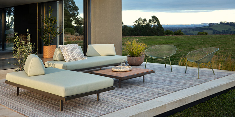 Plateau Outdoor Sofa King Living King Living